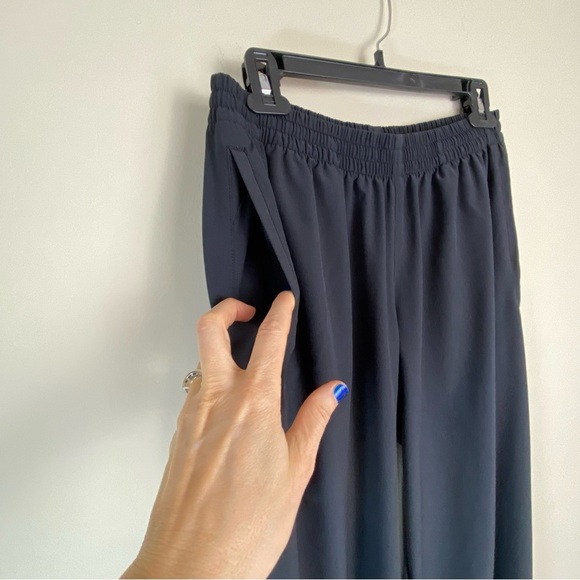 Under Armour Campus Knit Pants, Women Medium- Loose All Season Gear - Picture 2 of 12